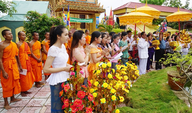Lễ Dâng Y Kathina